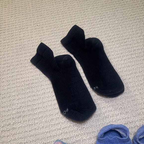 3 pairs of Bombas - Picture 2 of 3